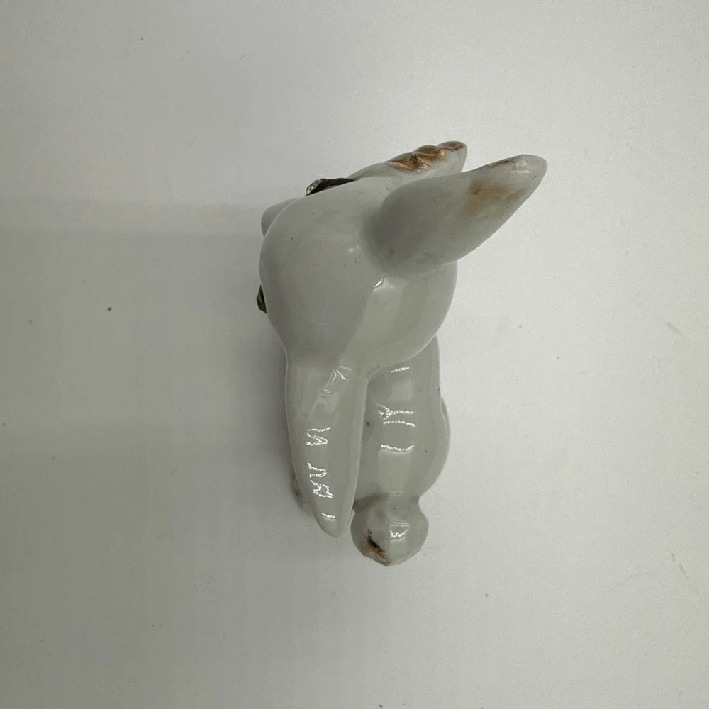 Vintage Japan White Porcelain Bunny Rabbit Figurine Gold Gilt Rhinestone Eyes
